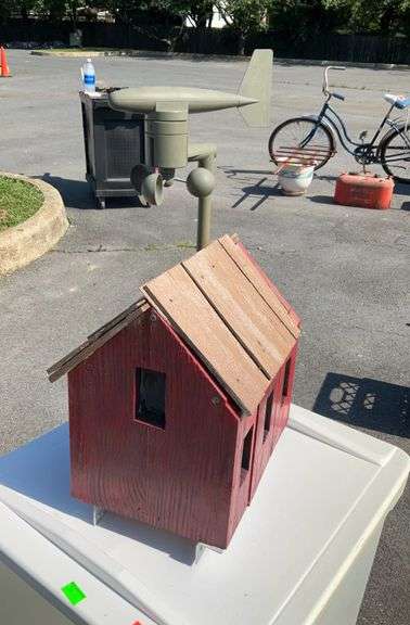 Chicken coop decoration, with weather vane, 25”H x14”L x 9”W