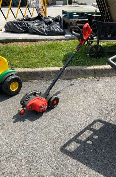 Black&Decker electric edger, tested and working