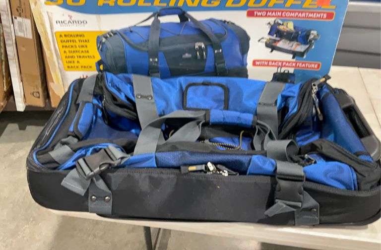 Ricardo 30” rolling duffle bag. Looks unused. Hash Auctions