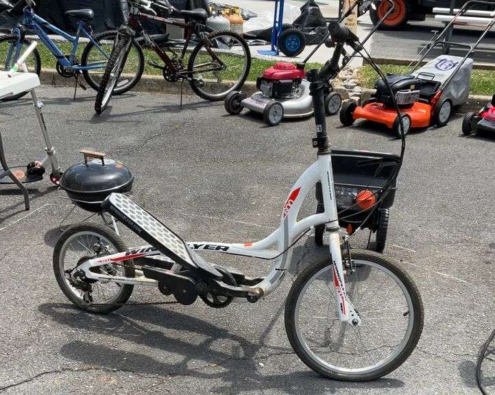 Wing flyer elliptical bike, 6speed, tires need air