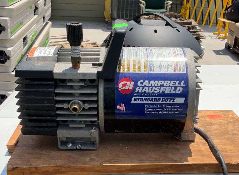 Campbell Hausfeld portable air compressor, powers on