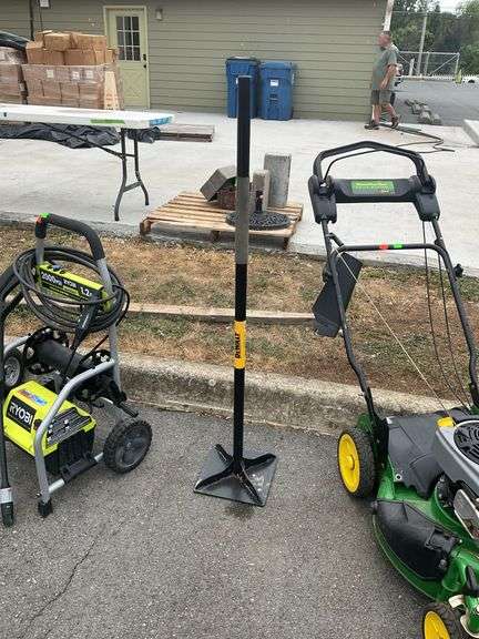 DeWalt tamper, 10x10