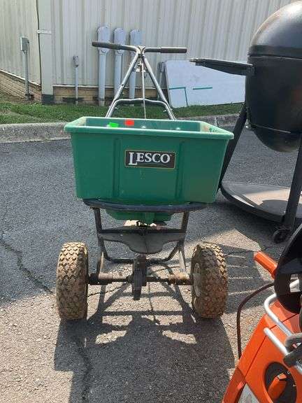 Lesco seed spreader