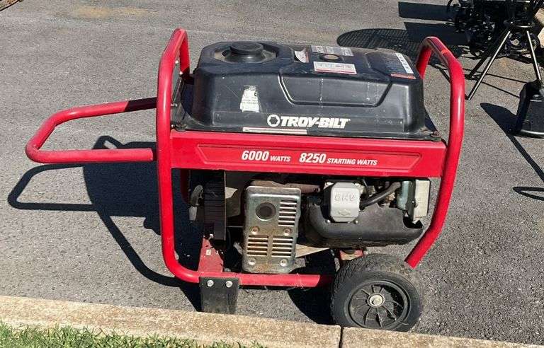 Troy-bilt generator, 6000 watts, 8250 starting watts, 342cc, 16.50HP, powered by Briggs and Stratton, tested and working, the air filter is loose