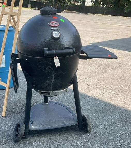 Char-griller acorn griller/smoker, with two side wings, one wheel broken off