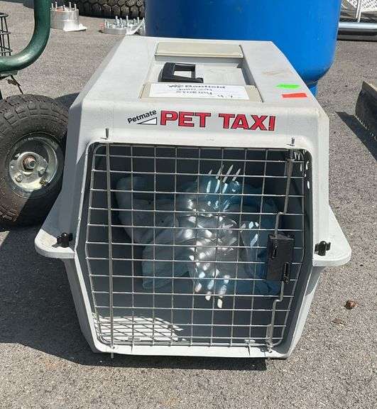 Petmate, pet taxi, 24”L x 14”W x 13”H