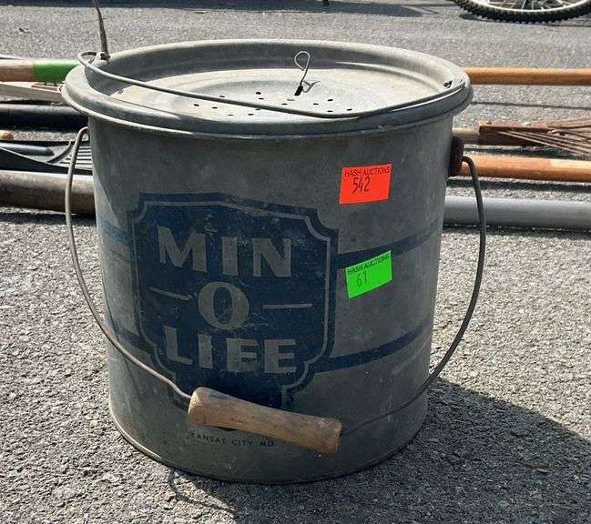 Galvanized bait bucket