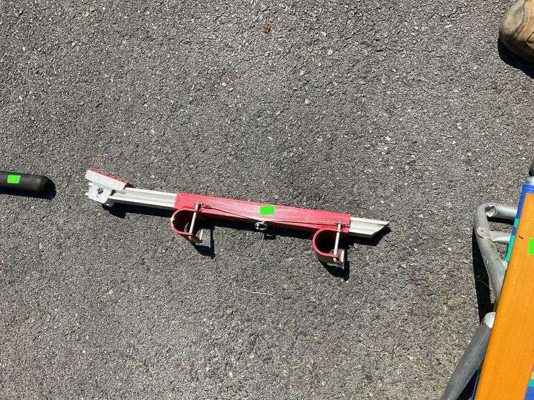 Ladder stabilizer