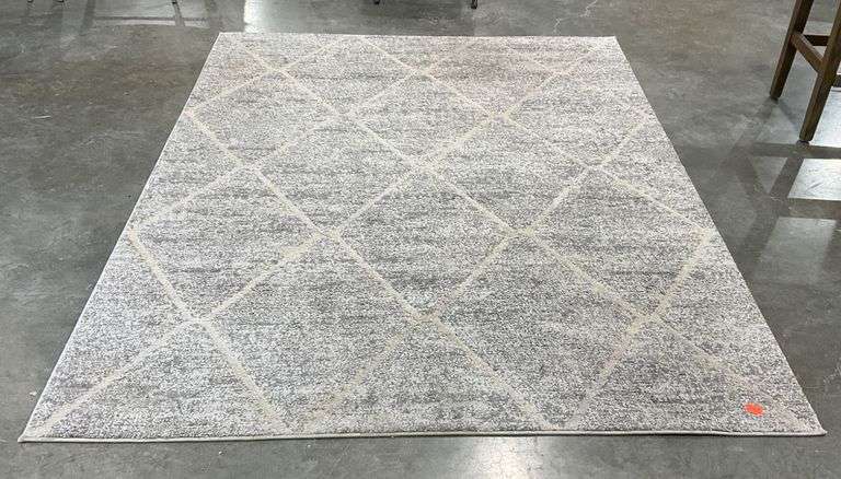 Siena Area Rug, 5 ft. 3 in. x 7 ft., Gray Diamond Pattern - Hash Auctions