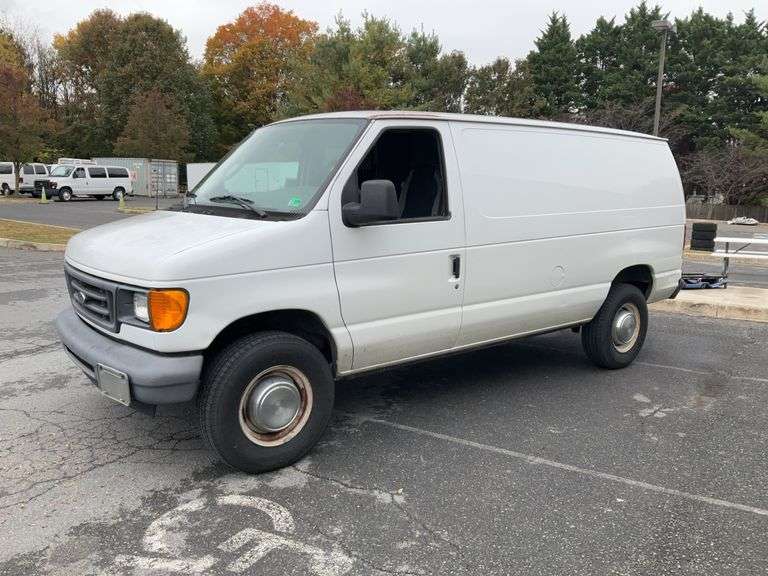 2006 Ford Van E-250  Contractor Van, Vin# 1FTNE24W66DB05810. Engine 4.6L Mileage as shown 116,953. Air Conditioner, stereo, Contractors Adrian Steel shelving CLICK FOR MORE