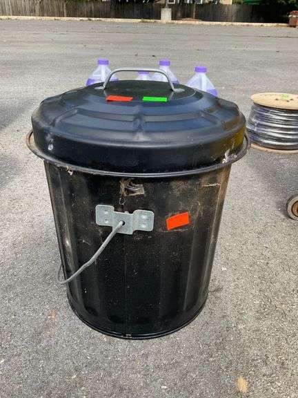 Galvanized Lidded Pale, 14″H