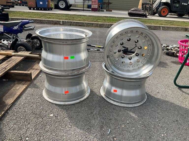 Four 8-Lug Wheels Compatible with Post-1999 Ford F-250