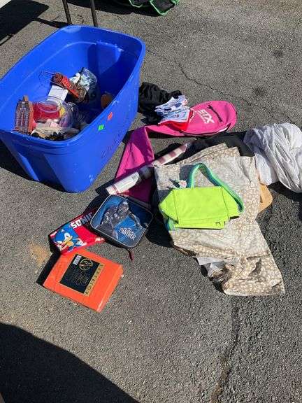 Box Lot With Assorted Household Items and Accessories