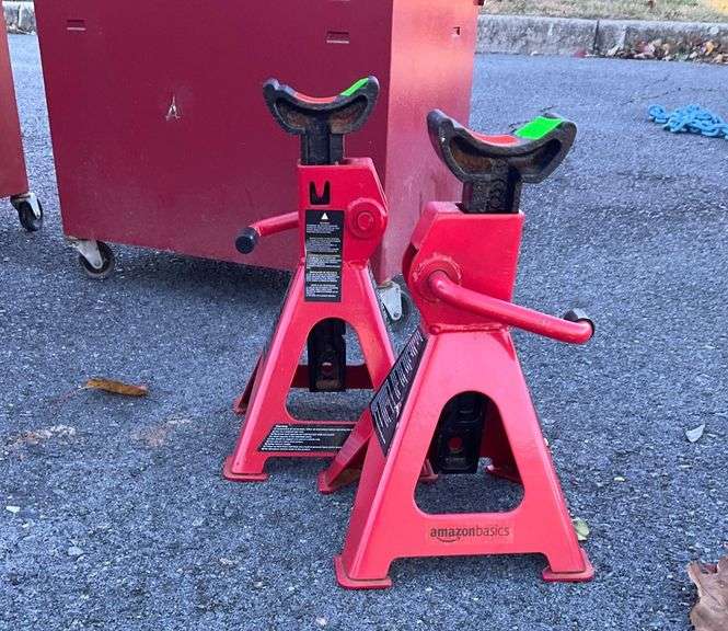 3-Ton Capacity Red Jack Stands