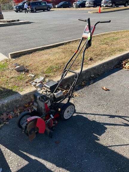 Yard Machines by MTD 3.5 HP Gas-Powered Edger