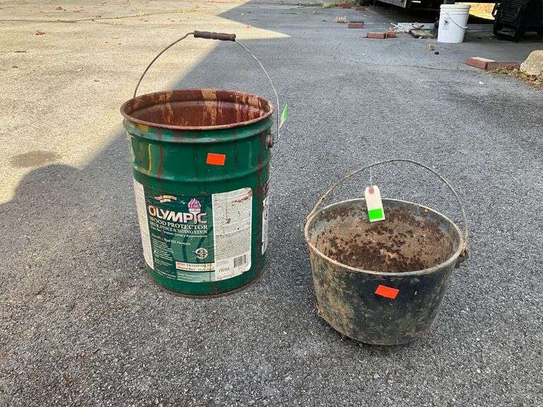 Metal Bucket and Olympic Wood Protectors Tin with Handle