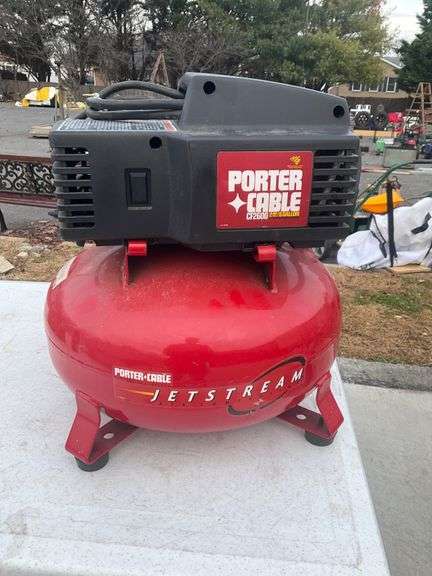 Porter-Cable CF2600 2 HP 6-Gallon Jetstream Air Compressor