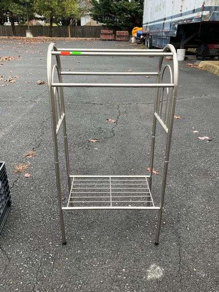 Storage Rack With Arched Top and Bottom Shelf