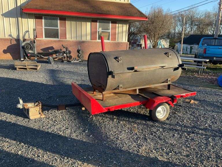 Smoker on trailer, Trailer is about a 4x6 foot, requires a 2” Hitch Ball to tow. Smoker is a heavy duty previous oil tank. Thre is NO Official Title with the trailer, buyer receives Auc