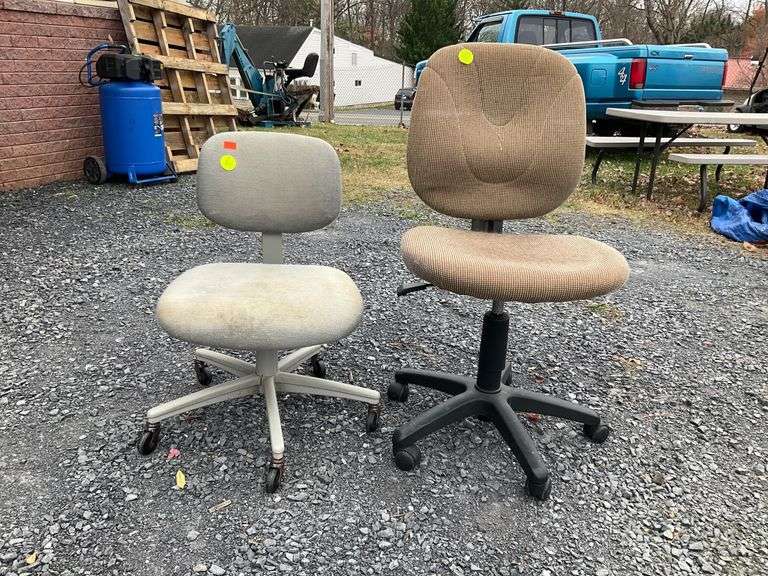 Rolling Adjustable Office Chairs with Fabric Upholstery