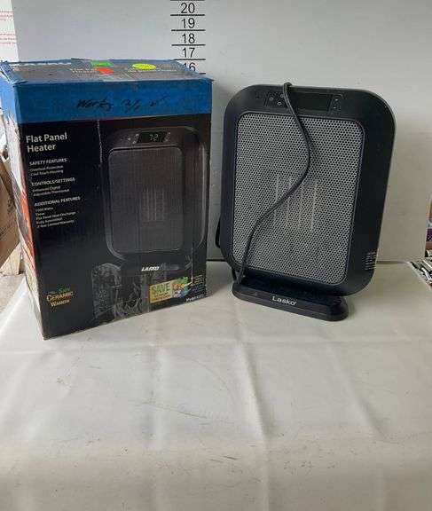 Lasko Model 6221 Flat Panel Ceramic Heater, 1500 Watts