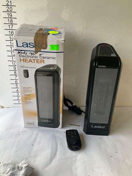Lasko Electronic Ceramic Heater with Remote Control and Original Box