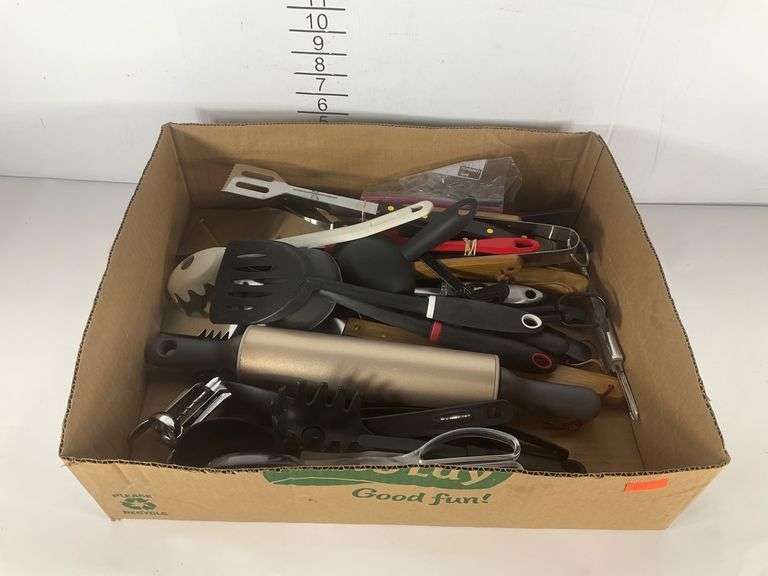Box Lot of Assorted Kitchen Utensils Including Spatulas, peeler, and ...