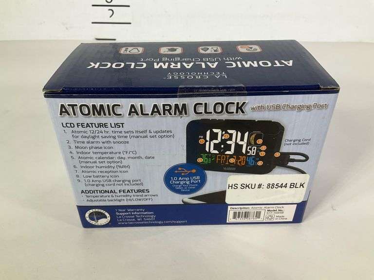 la-crosse-technology-atomic-alarm-clock-with-usb-charging-port-hash