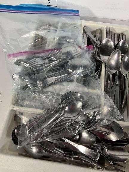 Assorted Flatware and Kitchen Knives - Hash Auctions