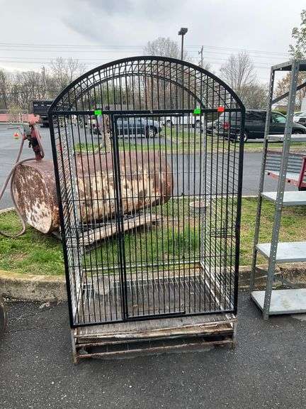 Beautiful view of Arched Door Bird Cage With Large Interior Design