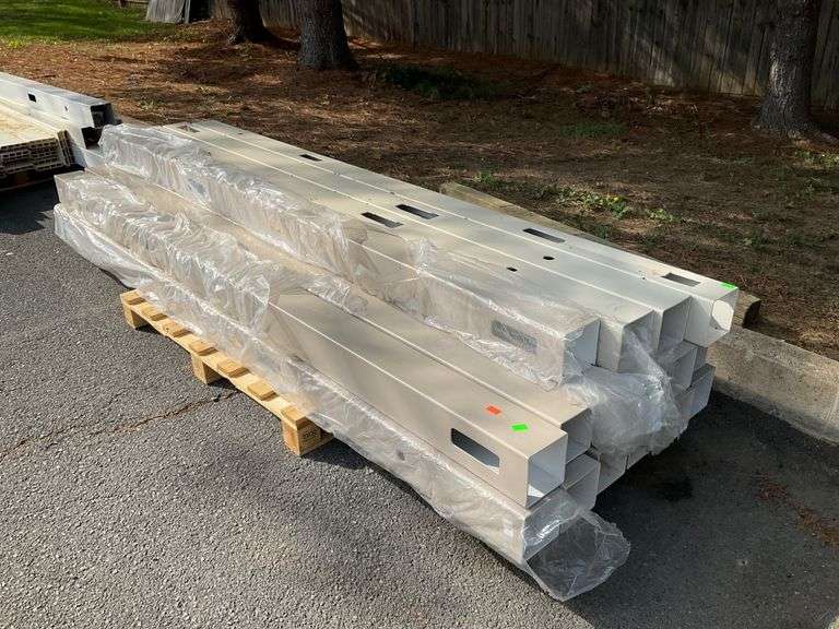 PVC Fencing Posts, Beige, 9′ x 5”, Set of 16 - Hash Auctions