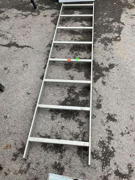 Metal Ladder, 8-Foot Length