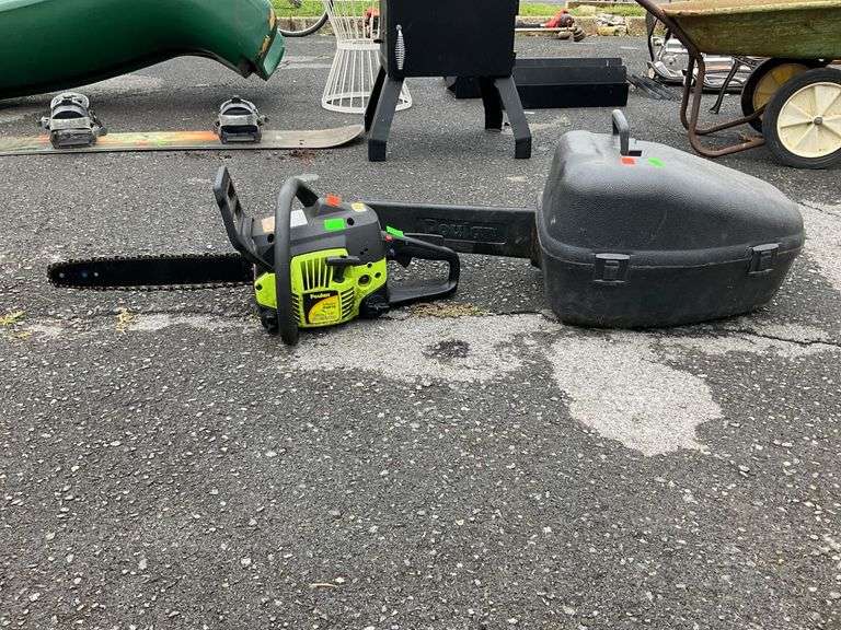Poulan P3816 Gas-Powered Chainsaw with 16-Inch Bar and Plastic Carry Case