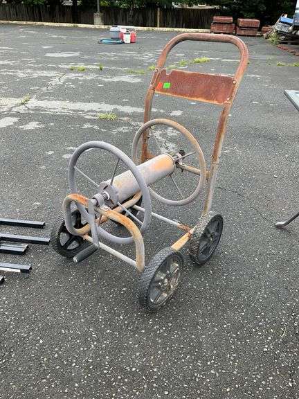 Metal Hose Reel Cart with Four Wheels and Manual Crank