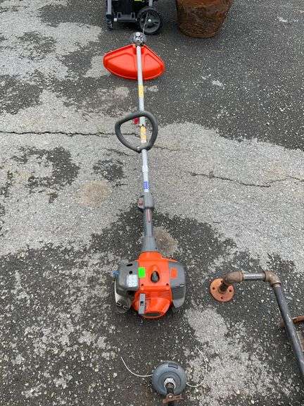 Husqvarna 128LD Gas-Powered String Trimmer