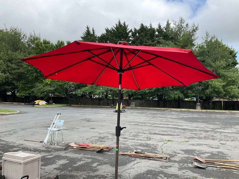 8-Foot Red Patio Umbrella With Metal Support Pole and Crank Mechanism