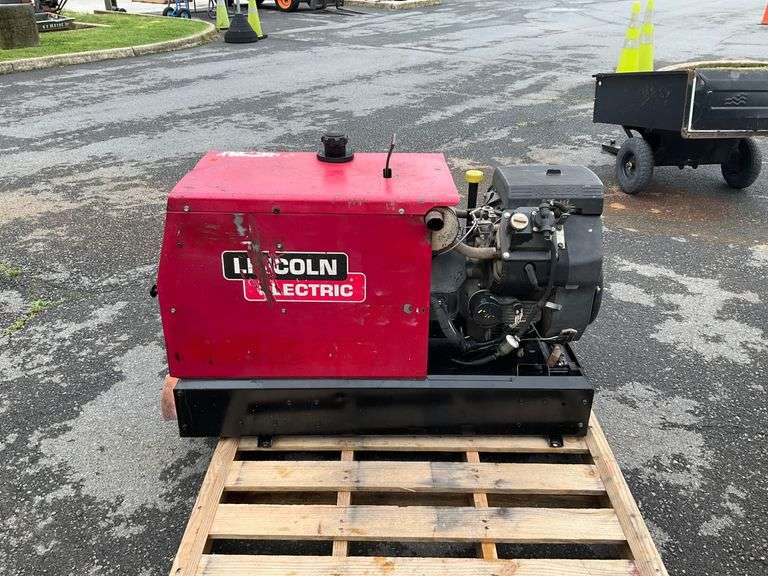Lincoln Electric Ranger 10 Welder with Kohler Engine