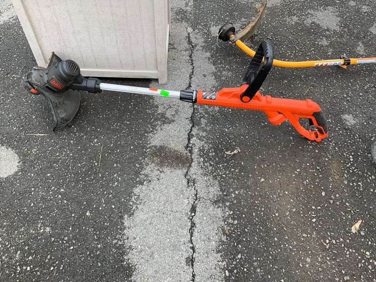 Black+Decker Electric String Trimmer With Orange Handle