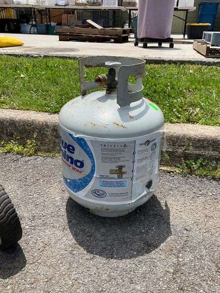 Blue Rhino Propane Tank with Full Propane