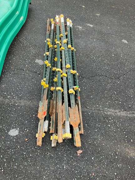 12 Steel Posts, 6′ Height Each