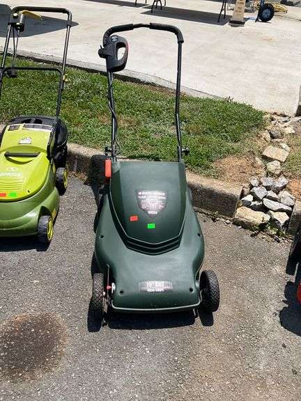Black & Decker MM850 Electric Lawn Mower, 4.0 HP, 19-Inch Cut