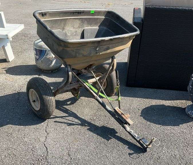 Pull-Behind Towable Hopper Spreader with Metal Frame