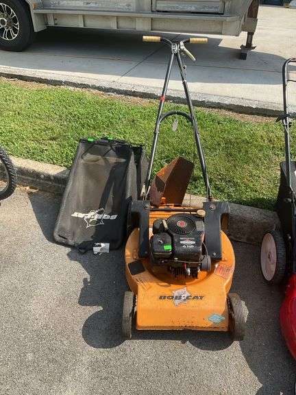 Bobcat Pushmower, with two bags, 4Hp Briggs engine, older unit but in running condition