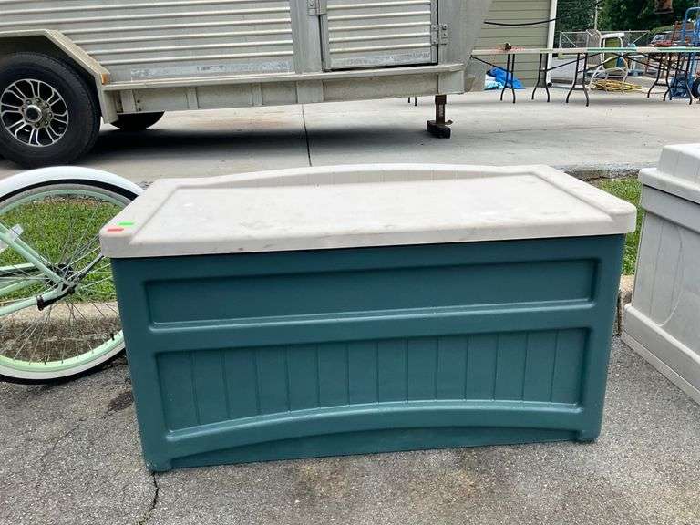 Suncast Mobile Patio Deck Box, 46”L x 26”W