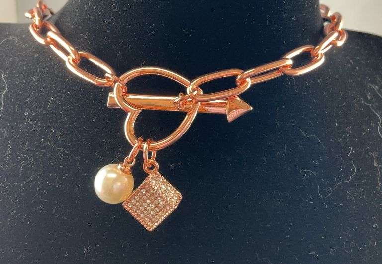 White glass and Austrian crystal necklace 20in rosetone