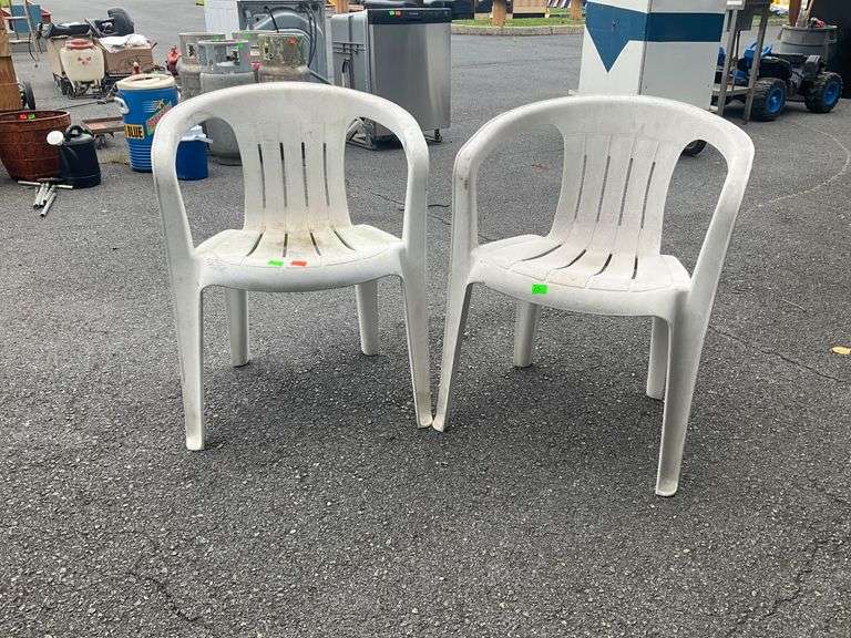 White Plastic Outdoor Chairs