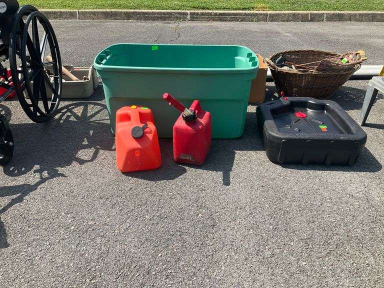 Plastic Tote with Oil Pan and Two Plastic Fuel Cans