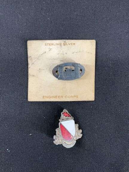 Unit insignia 15th engineer battalion U.S. Army and sterling U.S. Army engineers officers insignia