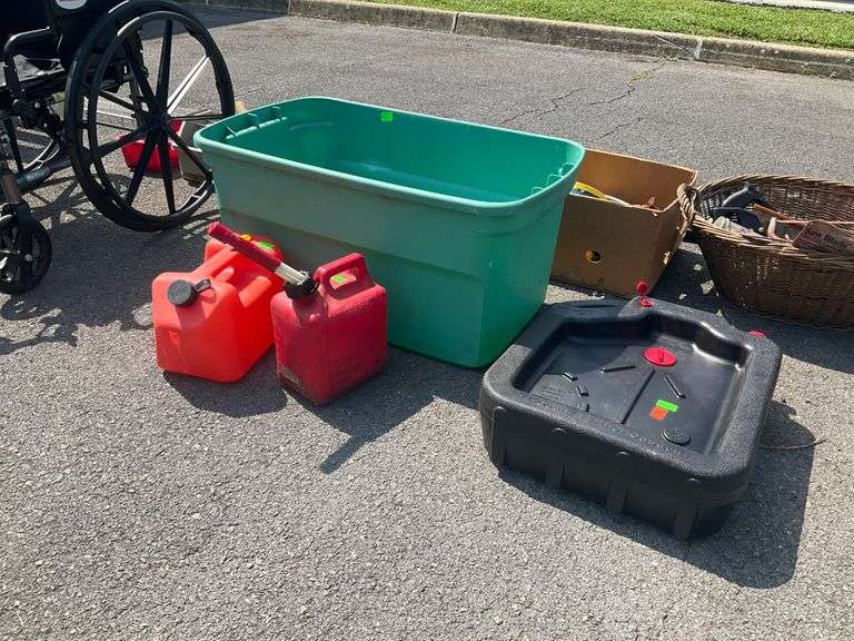Plastic Tote with Oil Pan and Two Plastic Fuel Cans
