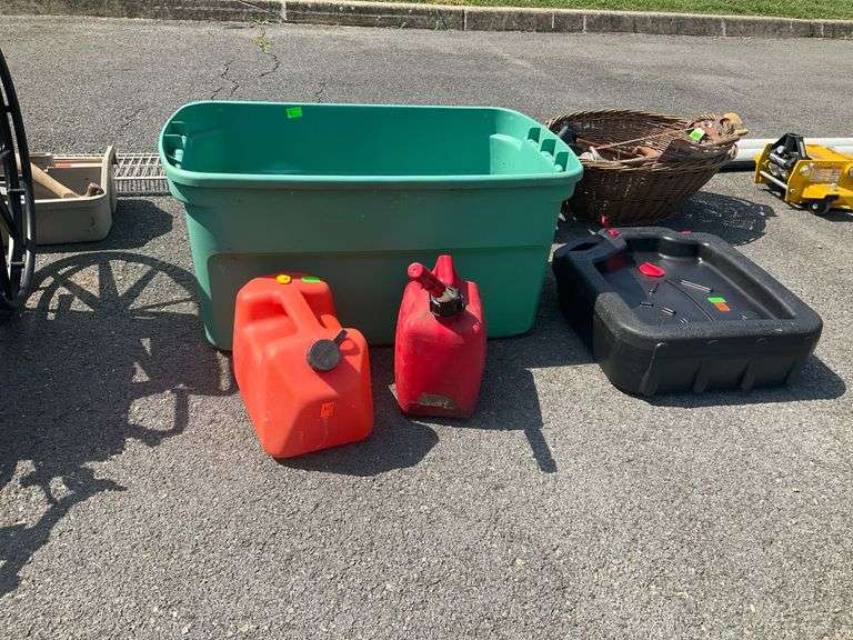 Plastic Tote with Oil Pan and Two Plastic Fuel Cans